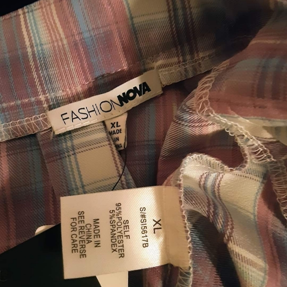 Pleated Skirt XL/15 - Picture 2 of 5